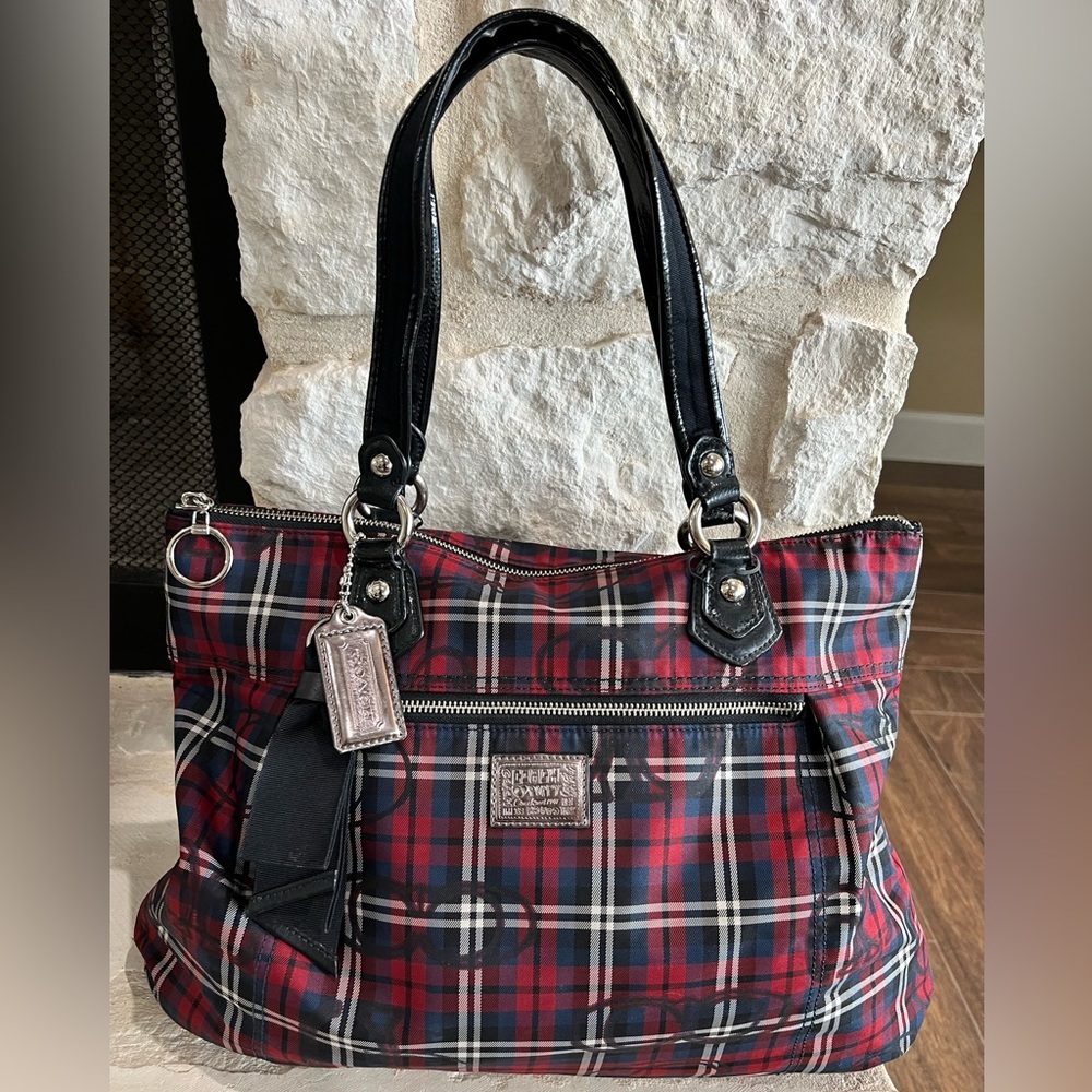 Coach Poppy Signature Sateen Tartan Glam Tote 18713